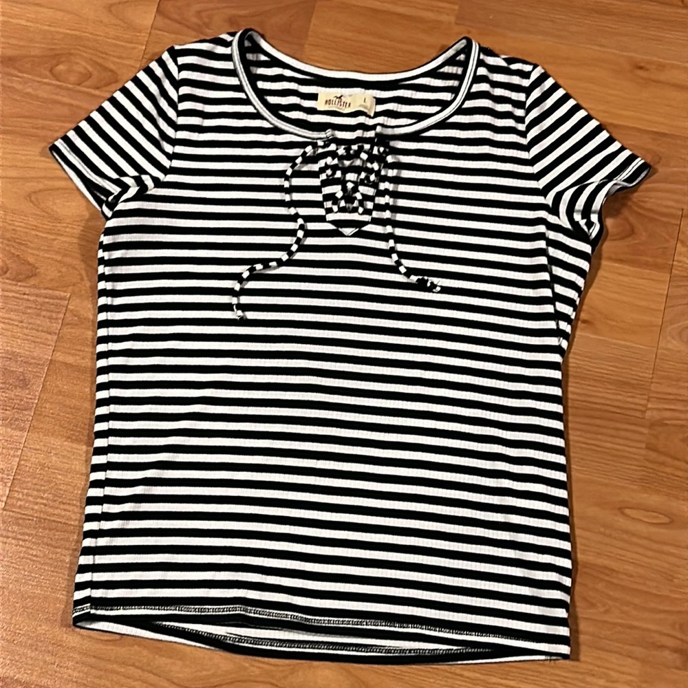 Hollister top in excellent condition